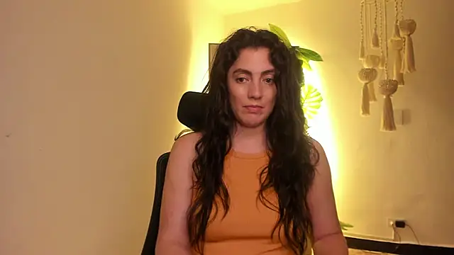 Snapshot of Mala_Bad chatting on January 19, 2025, 4:46 pm Mala Bad online show from January 19, 2025, 4:46 pm