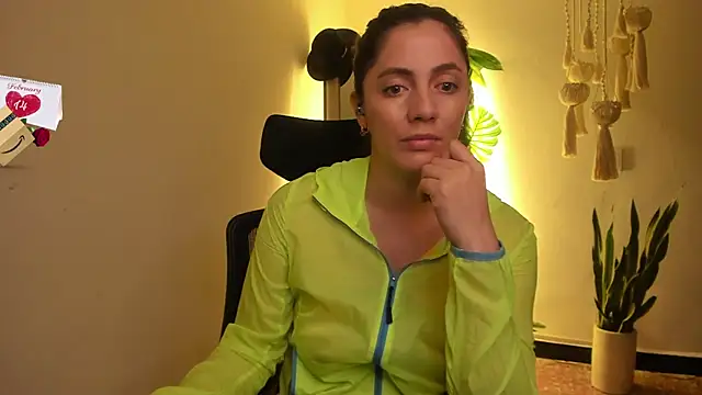 Snapshot of Mala_Bad chatting on February 7, 2025, 3:52 pm Mala Bad online show from February 7, 2025, 3:52 pm