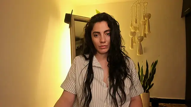 Snapshot of Mala_Bad chatting on February 24, 2025, 2:26 pm Mala Bad online show from February 24, 2025, 2:26 pm