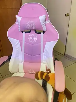 Snapshot of Lucygothic chatting on January 13, 2025, 3:12 am Lucygothic online show from January 13, 2025, 3:12 am