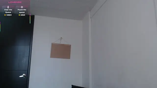 Snapshot of Sophi-tayson chatting on October 2, 2025, 6:37 pm Sophi-tayson online show from October 2, 2025, 6:37 pm