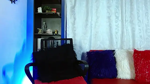 Snapshot of Karina_Yang chatting on January 12, 2025, 12:07 am Karina Yang online show from January 12, 2025, 12:07 am