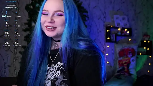 Snapshot of Moon_Valkyrie chatting on December 27, 2024, 10:45 am Moon Valkyrie online show from December 27, 2024, 10:45 am