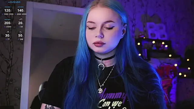 Snapshot of Moon_Valkyrie chatting on February 1, 2025, 10:59 am Moon Valkyrie online show from February 1, 2025, 10:59 am