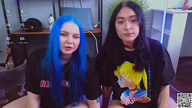 Snapshot of Moon_Valkyrie chatting on March 13, 2025, 5:00 am Moon Valkyrie online show from March 13, 2025, 5:00 am