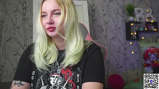 Snapshot of Moon_Valkyrie chatting on January 6, 2026, 9:02 am Moon Valkyrie online show from January 6, 2026, 9:02 am