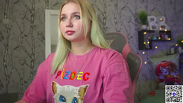 Snapshot of Moon_Valkyrie chatting on February 5, 2026, 8:08 am Moon Valkyrie online show from February 5, 2026, 8:08 am