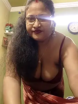 Mona love143 online show from November 12, 2025, 12:05 pm