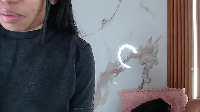 Snapshot of mary_live chatting on November 16, 2025, 12:44 pm mary live online show from November 16, 2025, 12:44 pm