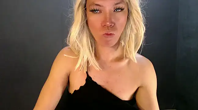 Rhianna wilson online show from January 19, 2025, 11:10 pm