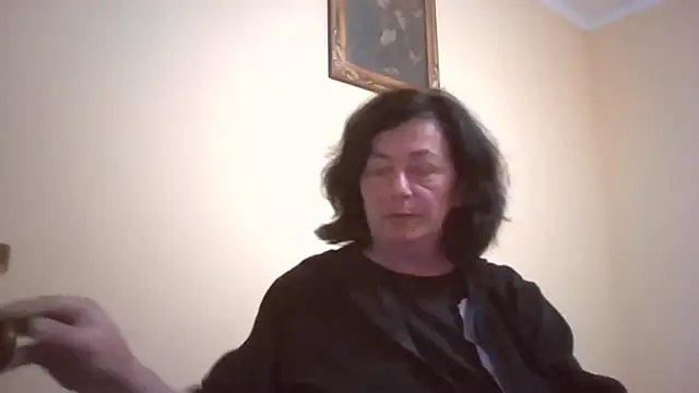 GypsiQueen2 online show from May 9, 2026, 6:46 pm
