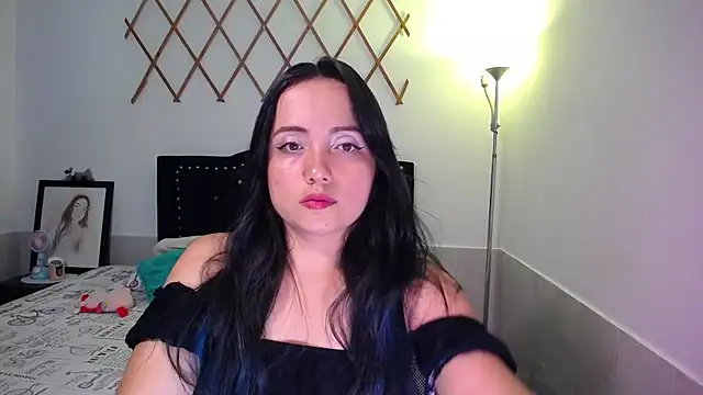 Snapshot of naughty_girl_4u chatting on September 30, 2025, 8:36 pm naughty girl 4u online show from September 30, 2025, 8:36 pm