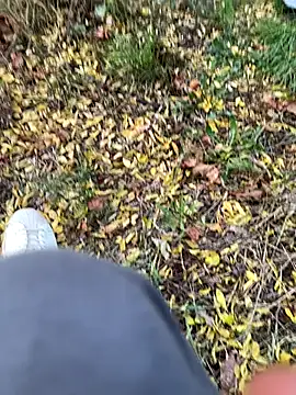 juniiorre online show from October 25, 2025, 4:13 pm