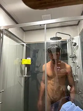 juniiorre online show from April 15, 2026, 4:36 pm