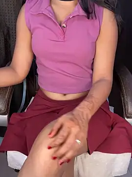 Snapshot of SCHOOL_Girl_0 chatting on February 28, 2025, 9:47 am SCHOOL Girl 0 online show from February 28, 2025, 9:47 am