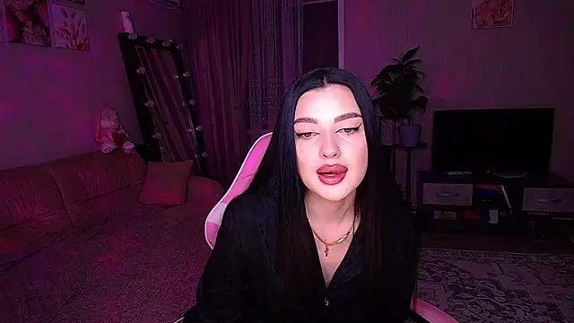   Malika   online show from March 13, 2026, 4:35 pm