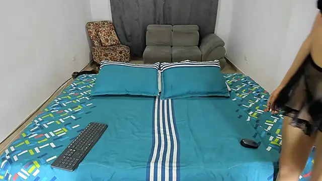 Fairycandyx online show from January 27, 2025, 9:02 am