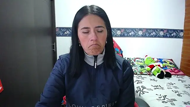 sharoon cheerry online show from November 28, 2025, 4:26 am