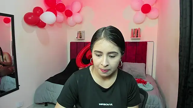 Snapshot of Afrodita-hott chatting on February 15, 2025, 12:11 pm Afrodita-hott online show from February 15, 2025, 12:11 pm