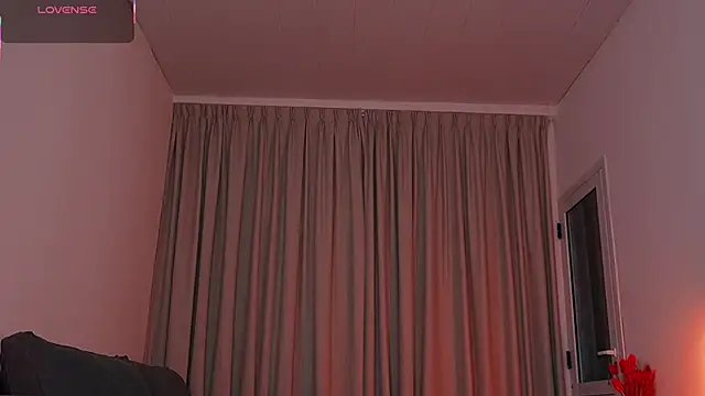 Snapshot of Alison_Miller9 chatting on November 21, 2025, 10:25 am Alison Miller9 online show from November 21, 2025, 10:25 am