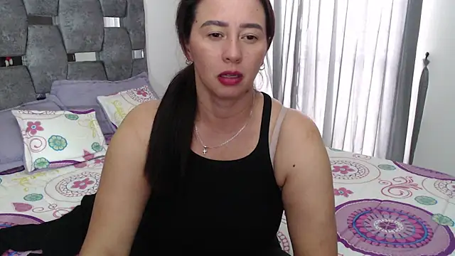 sara hott 1 online show from February 20, 2026, 8:20 pm