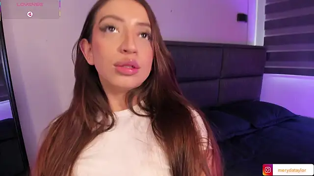 Snapshot of MERIDA_TAYLOR chatting on February 25, 2025, 2:00 pm MERIDA TAYLOR online show from February 25, 2025, 2:00 pm