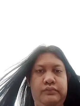 Honeybun25 online show from October 21, 2025, 4:13 am