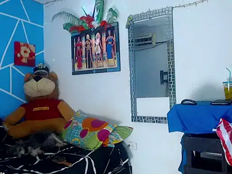 iris goddessofthesky online show from November 28, 2025, 11:24 am