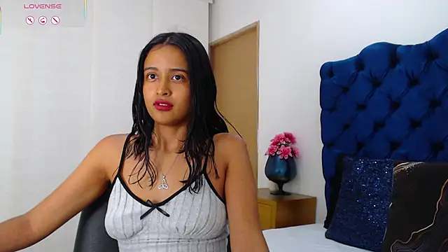 Lili666  online show from June 3, 2026, 3:31 am