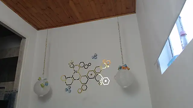 adriscute online show from March 2, 2025, 10:59 pm