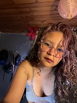 Snapshot of Hathorlove chatting on January 21, 2025, 9:36 pm Hathorlove online show from January 21, 2025, 9:36 pm