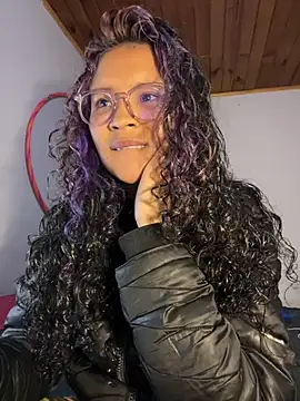 Snapshot of Hathorlove chatting on February 27, 2025, 2:32 am Hathorlove online show from February 27, 2025, 2:32 am