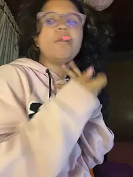 Snapshot of Hathorlove chatting on September 23, 2025, 6:27 am Hathorlove online show from September 23, 2025, 6:27 am