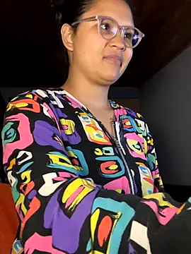 Snapshot of Hathorlove chatting on October 1, 2025, 5:35 am Hathorlove online show from October 1, 2025, 5:35 am