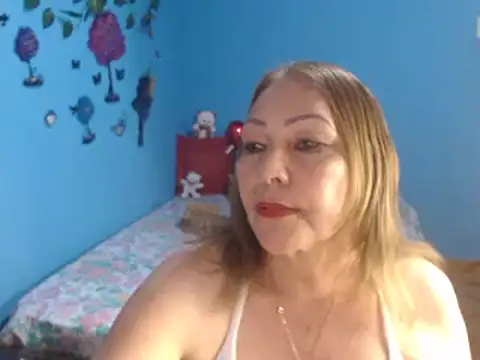 Snapshot of milfeddy_ chatting on January 25, 2025, 12:06 am milfeddy online show from January 25, 2025, 12:06 am