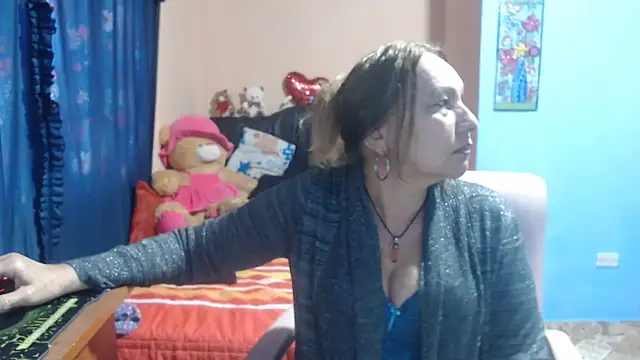 Snapshot of milfeddy_ chatting on March 6, 2025, 4:28 pm milfeddy online show from March 6, 2025, 4:28 pm
