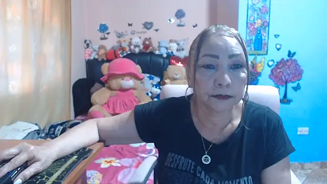 milfeddy  online show from May 27, 2026, 9:01 pm
