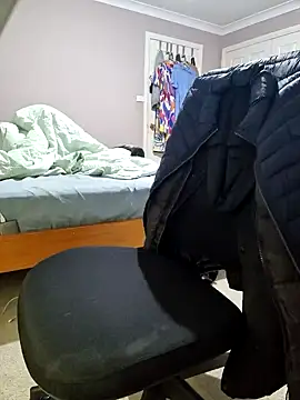 Snapshot of AmGuy23 chatting on January 19, 2025, 1:01 pm AmGuy23 online show from January 19, 2025, 1:01 pm