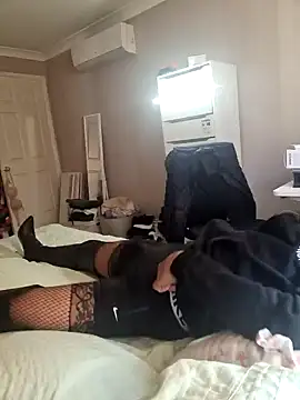 Snapshot of AmGuy23 chatting on January 20, 2025, 9:32 pm AmGuy23 online show from January 20, 2025, 9:32 pm