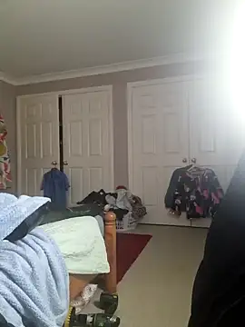 Snapshot of AmGuy23 chatting on February 6, 2025, 3:20 pm AmGuy23 online show from February 6, 2025, 3:20 pm