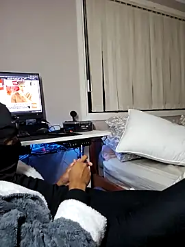 Snapshot of AmGuy23 chatting on March 6, 2025, 12:30 pm AmGuy23 online show from March 6, 2025, 12:30 pm