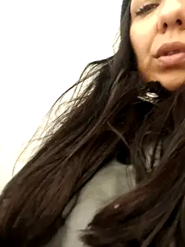 LeticiaWoods online show from January 18, 2025, 10:49 am