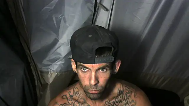 prettyboytatted69 online show from April 8, 2026, 7:08 am