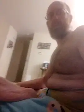 Snapshot of TaylorBlaze chatting on September 21, 2025, 12:12 am TaylorBlaze online show from September 21, 2025, 12:12 am