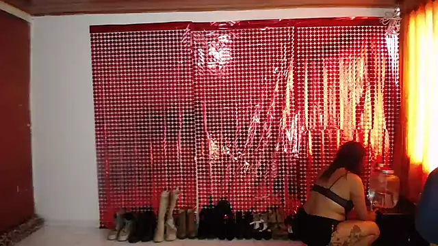 Sweett Anya online show from November 12, 2025, 7:35 pm