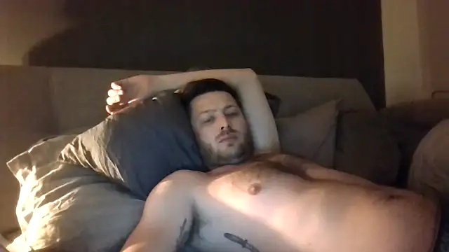 lololaland online show from November 25, 2025, 3:06 am