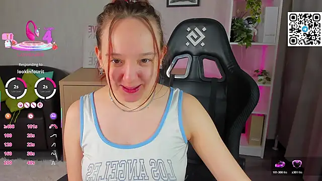 Snapshot of Fera1_Berry chatting on February 9, 2026, 12:36 am Fera1 Berry online show from February 9, 2026, 12:36 am