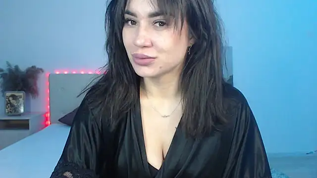 RoxannePure online show from December 5, 2025, 3:48 am