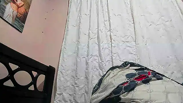 davidlatin66 online show from March 1, 2026, 2:13 am