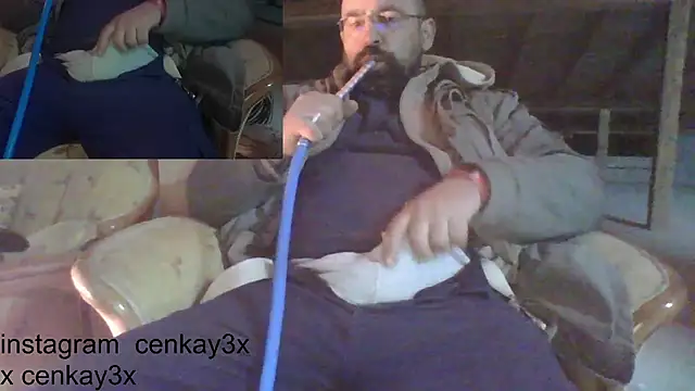 masculine bear daddy online show from February 18, 2025, 7:09 pm